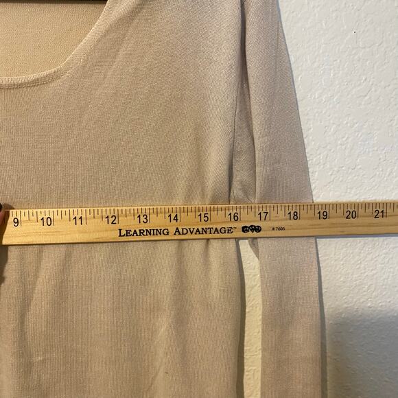 MaxMara Beige Silk Cashmere Square Neck Long Sleeved Shirt Size Large - Picture 4 of 7